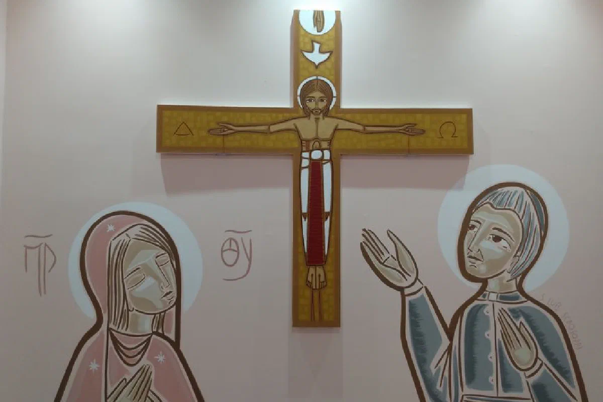 Artistic depiction of Jesus and saints on a church wall in São Caetano do Sul, Brazil.