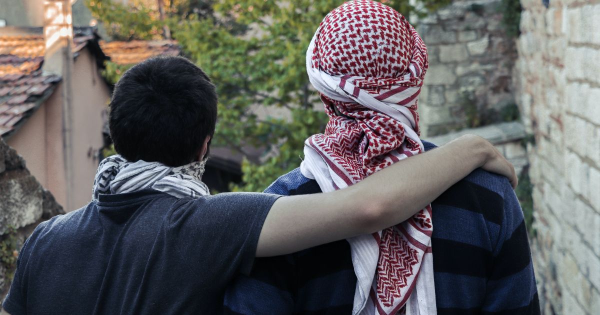 How can I best witness to Muslims?