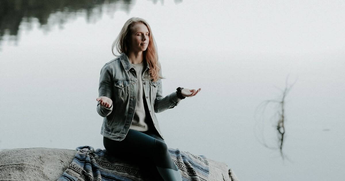 How can I worship the Lord in spirit and truth (John 4:23-24)? What is true worship?