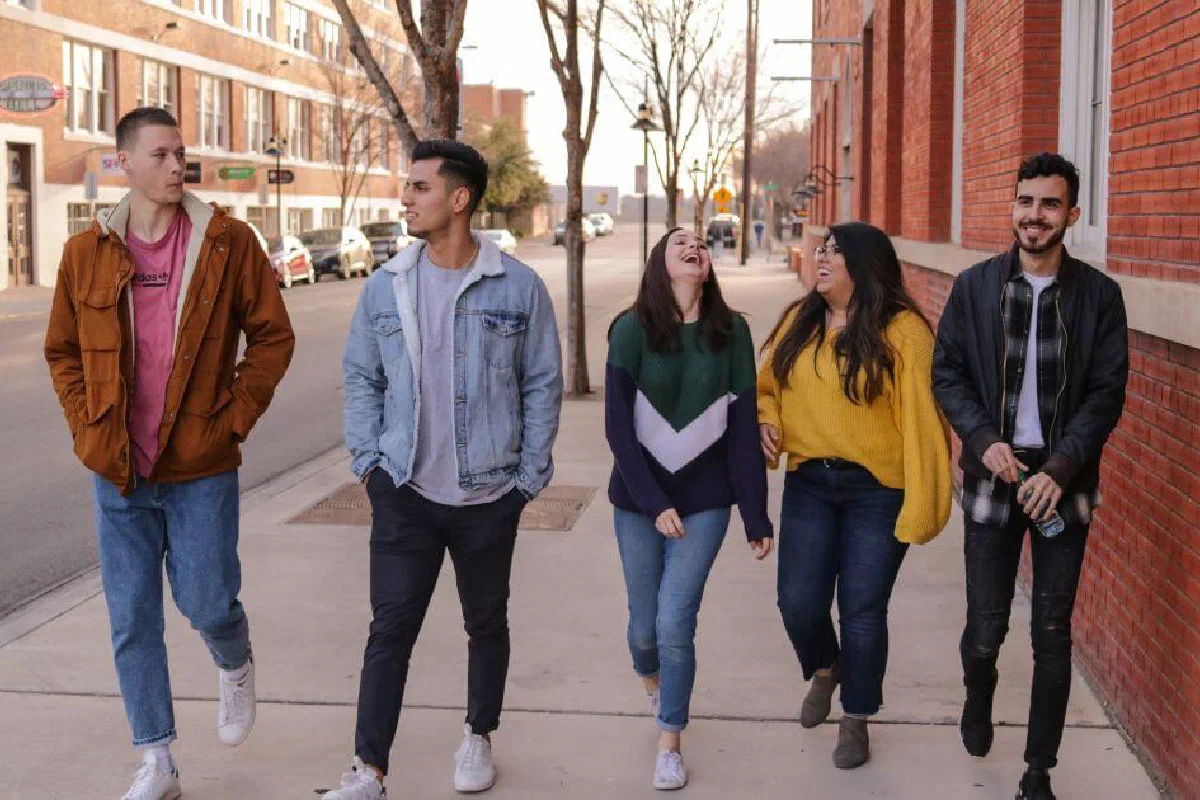 Does the Bible say anything about youth ministry?